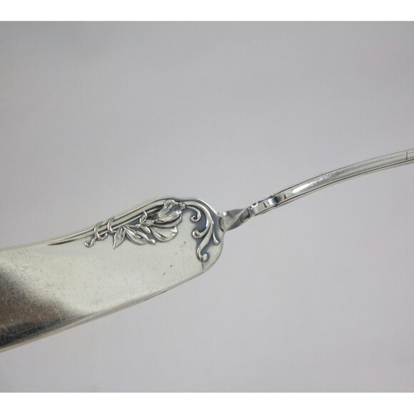 Simeon L & George H Rogers Silverplate Sugar Spoon and Twisted Butter Spreader - Picture 11 of 12